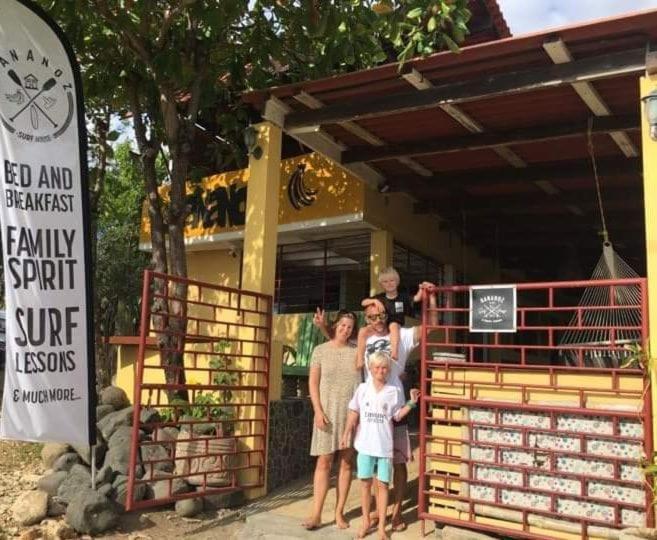 Bed and Breakfast Bananoz Surfhouse Transito Экстерьер фото
